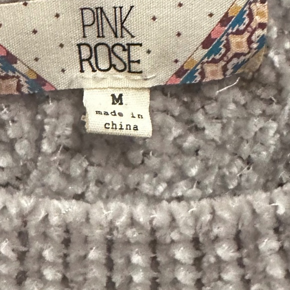 Pink Rose Cable Knit Gray Sweater - Picture 2 of 2